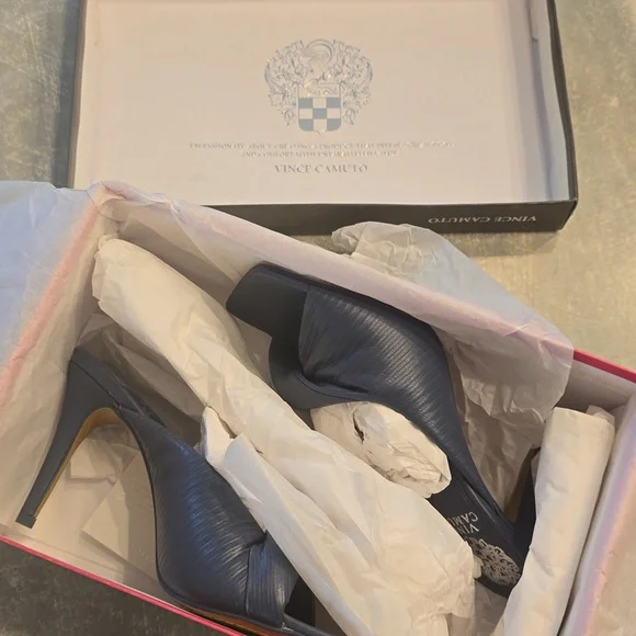 Vince Camuto Dark Blue Twist Heels - Picture 9 of 9